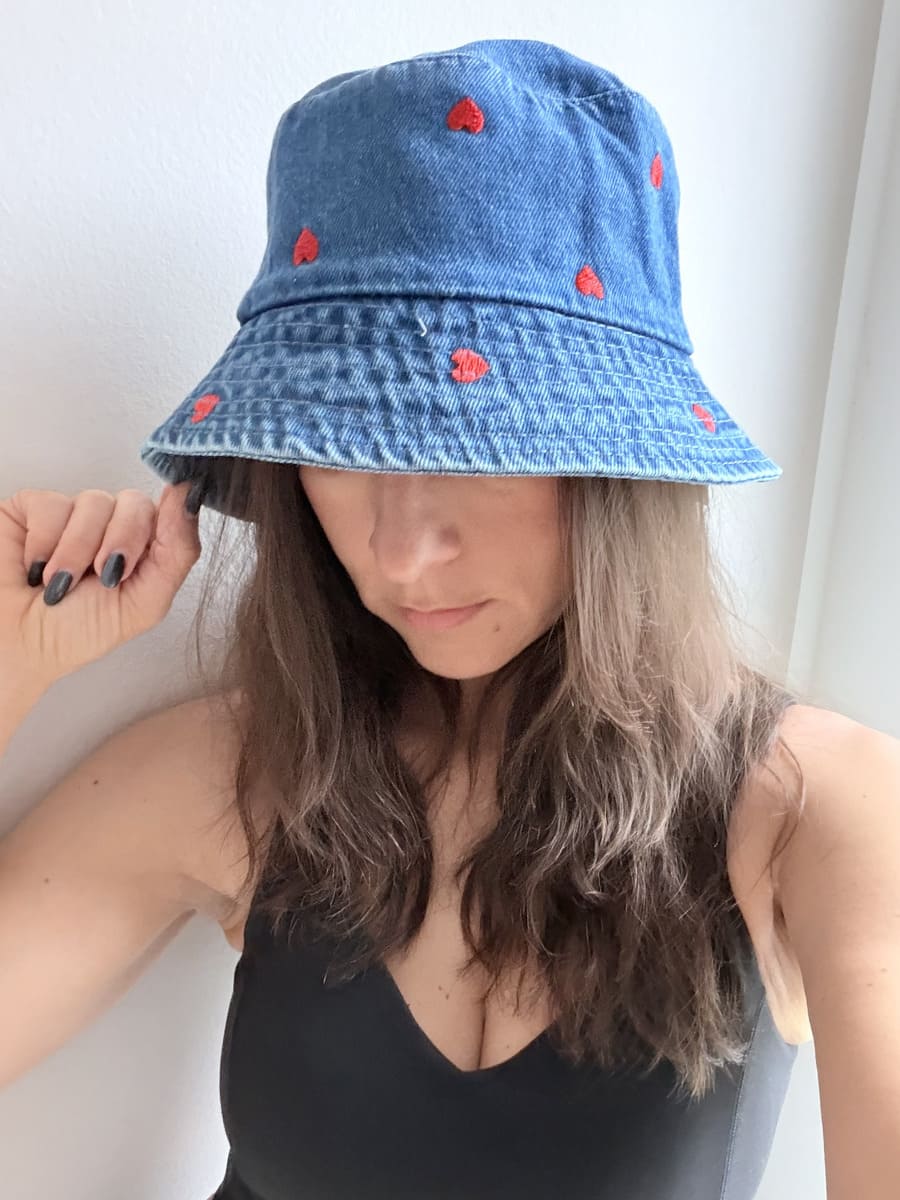 Bucket Hat HEARTS JEANS dark denim