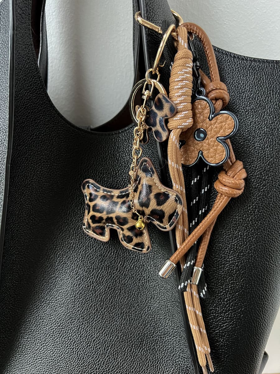 Taschenanhänger LEO DOG BROWN