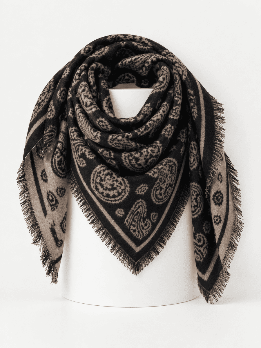 Dreieckstuch PAISLEY schwarz beige umgehängt