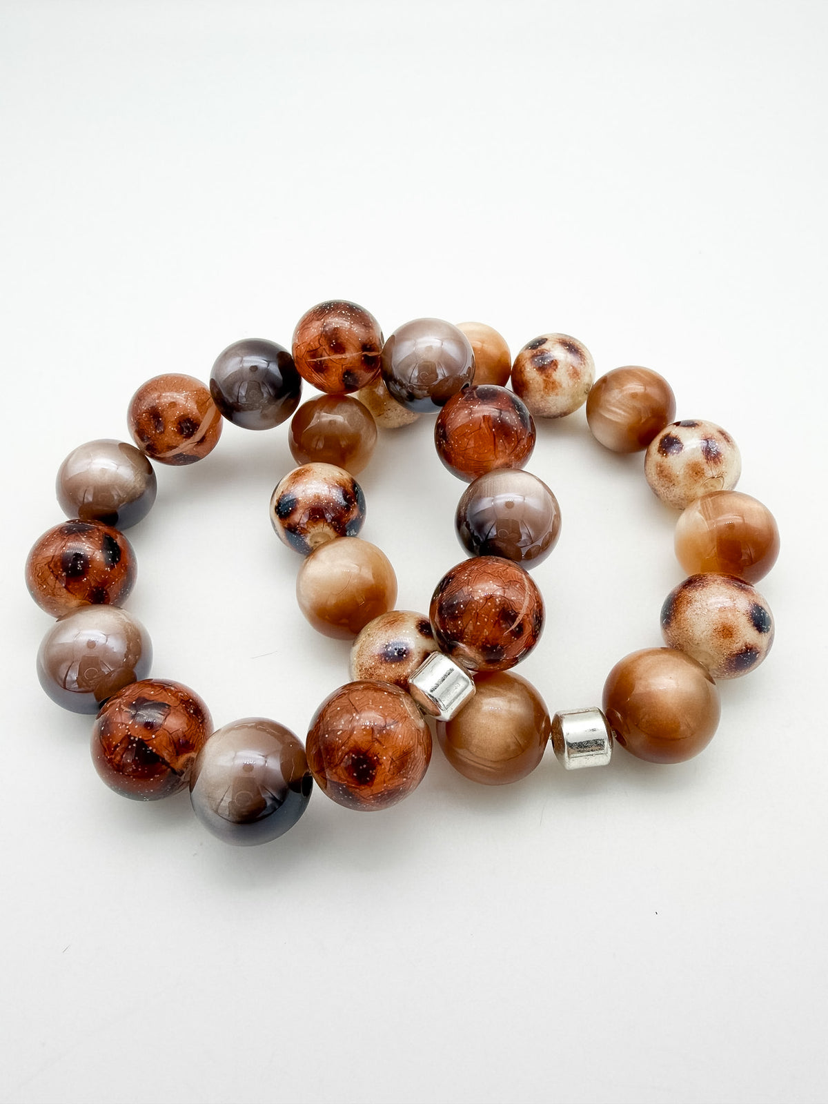 Magic Pearls Armbänder mit Leo Muster