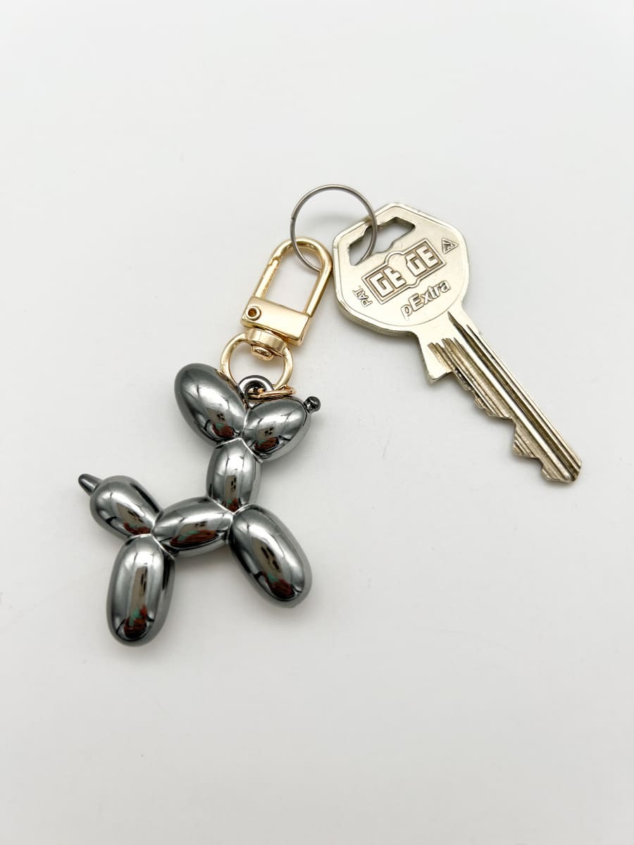 Ballon hund Schlüsselahänger grau