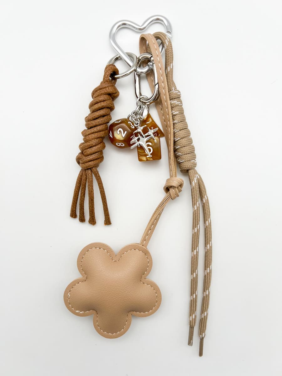 Taschenanhänger BEIGE FLOWER