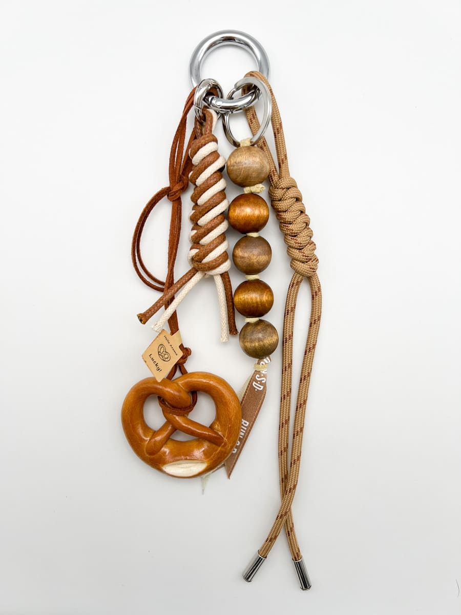 Taschenanhänger BREZE hellbraun