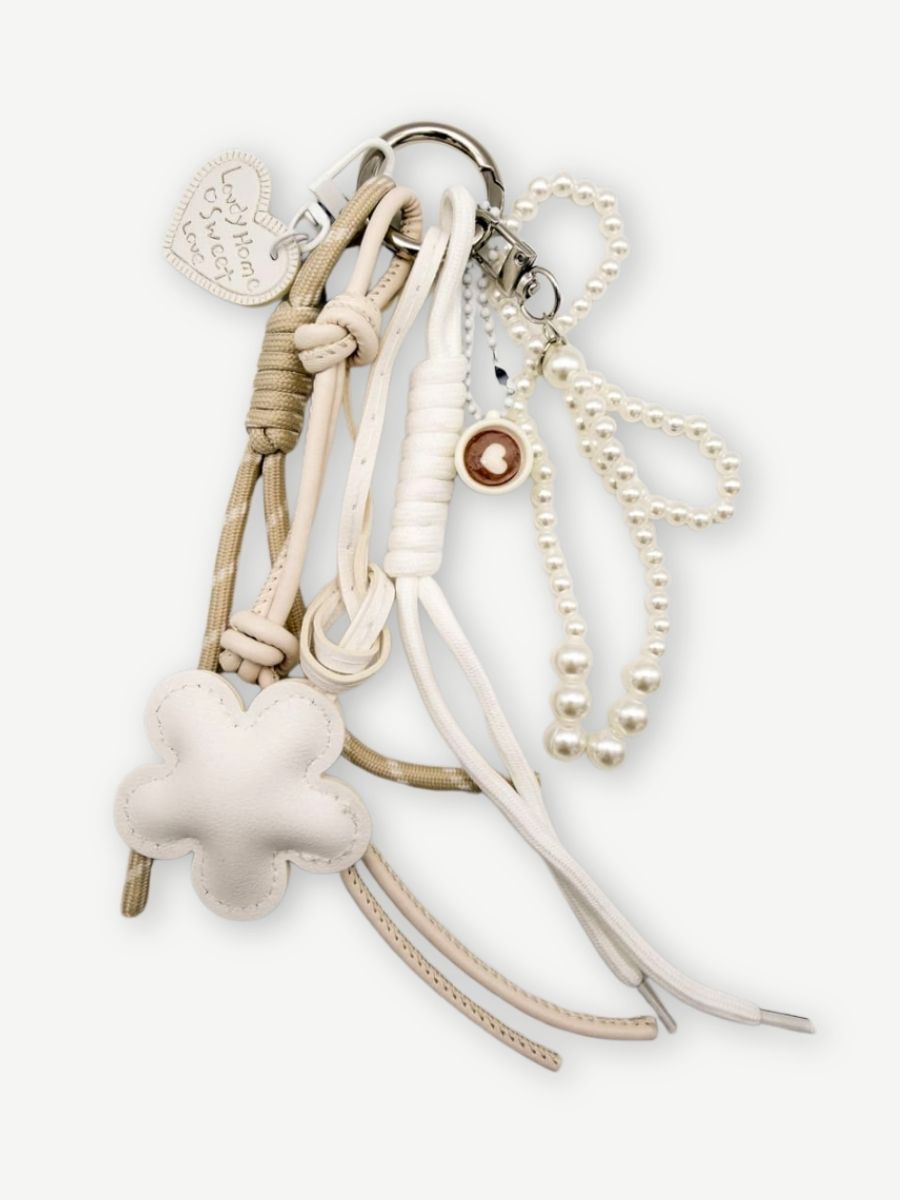 Taschenanhänger FLOWER WHITE