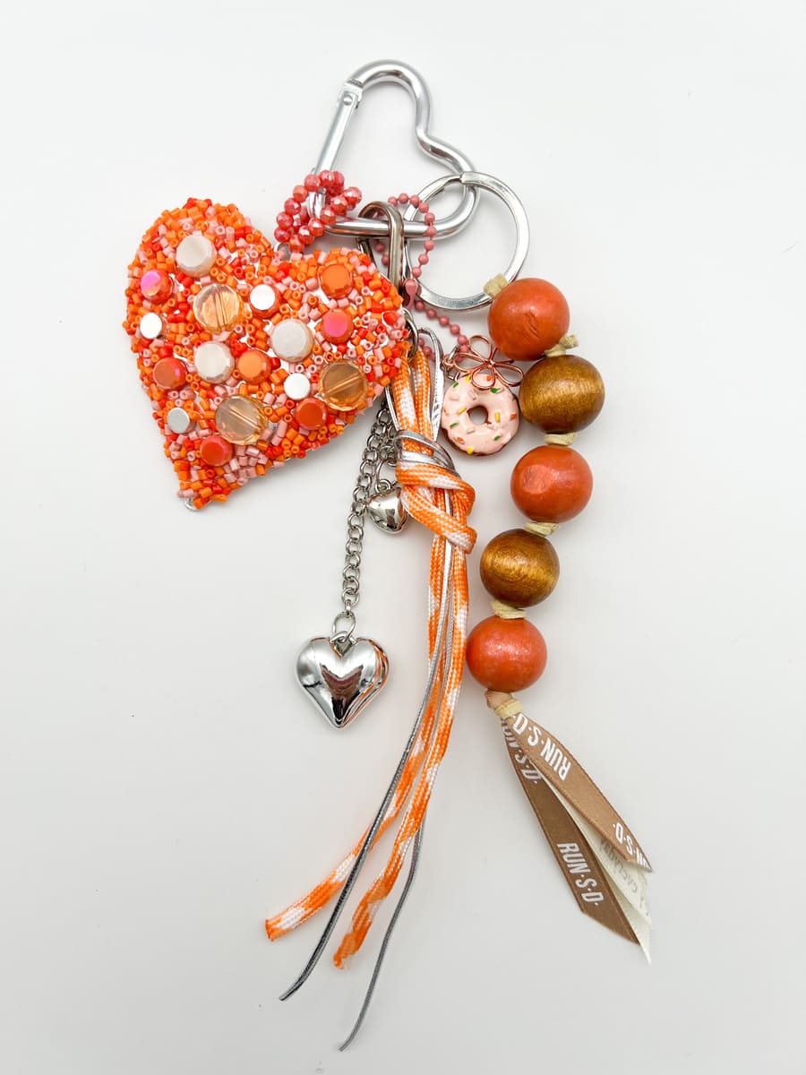 Taschenanhänger ORANGE HEART