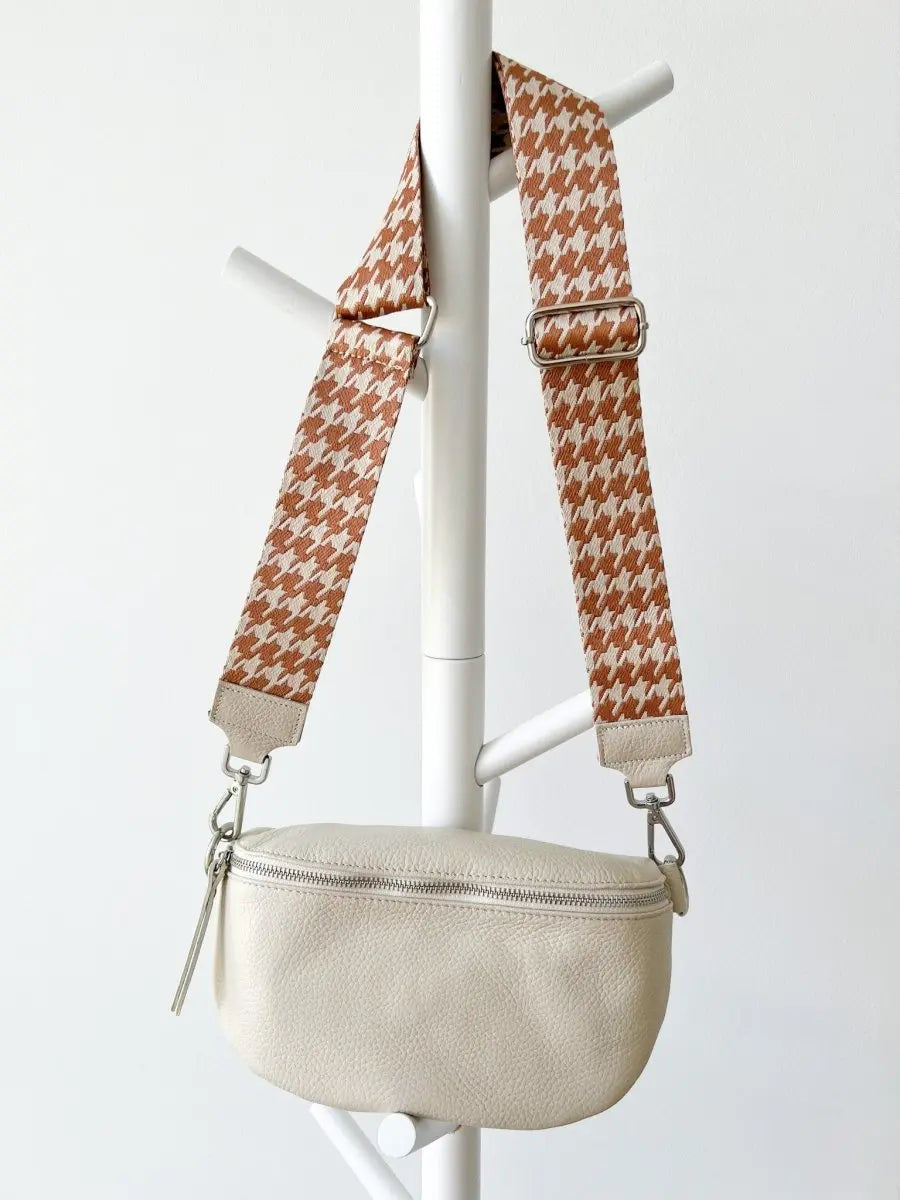 Crossbody Bag creme mit Gurt braun kariert