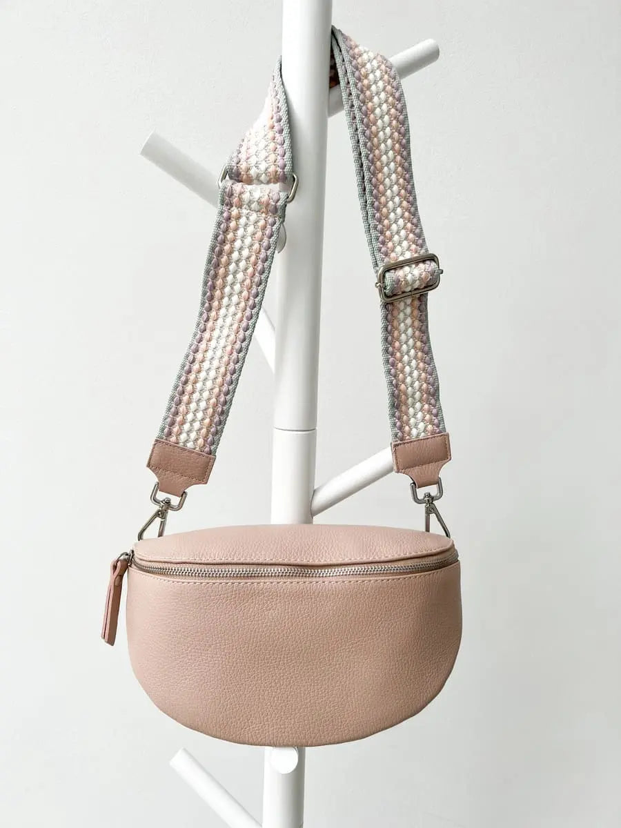 Crossbody bag puder mit gurt gepunktet