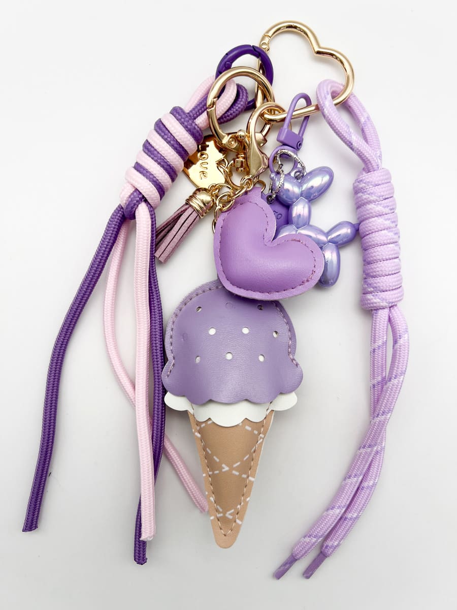 Taschenanhänger ICECREAM purple