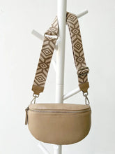 Crossbody bag beige mit Gurt mit rauten beige