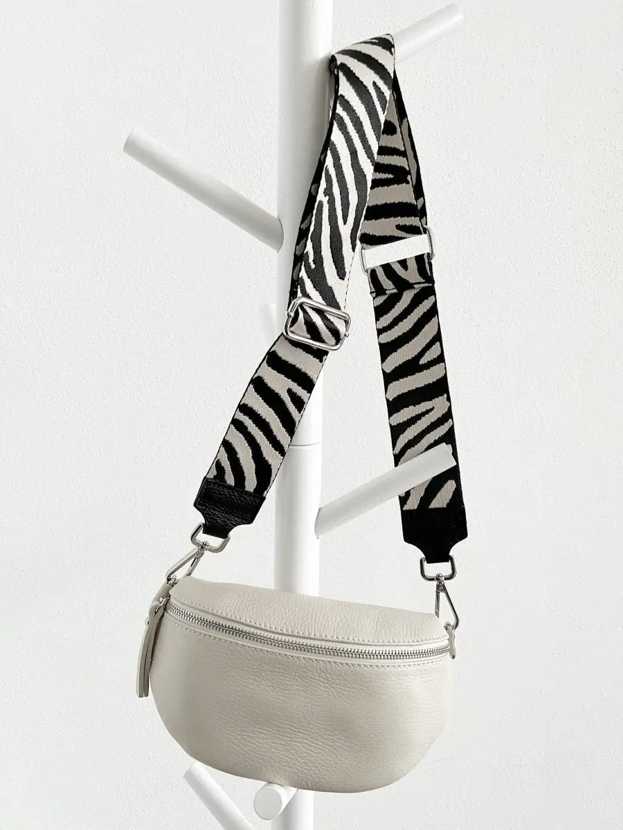 Crossbody Bag mit Gurt Zebra schwarz